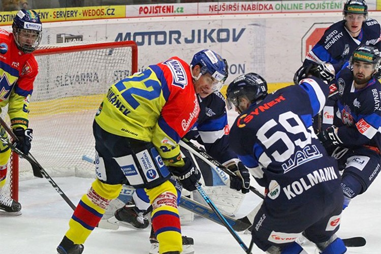Po přestřelce porazily Budějovice Benátky až na nájezdy
