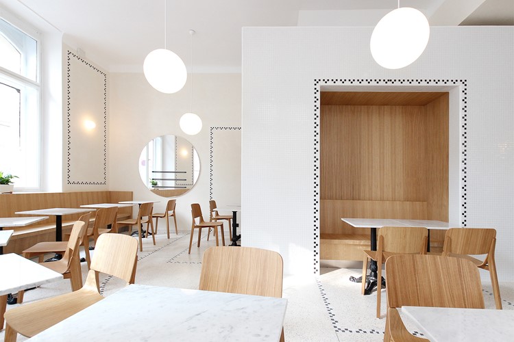 Na Nové radnici je opět otevřeno bistro