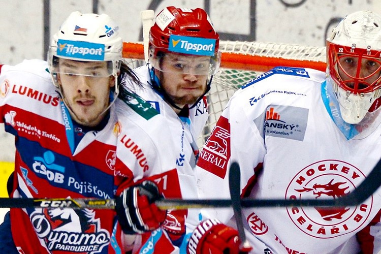 Dynamo roztavilo Oceláře 6:3 a těší se na zápas o všechno