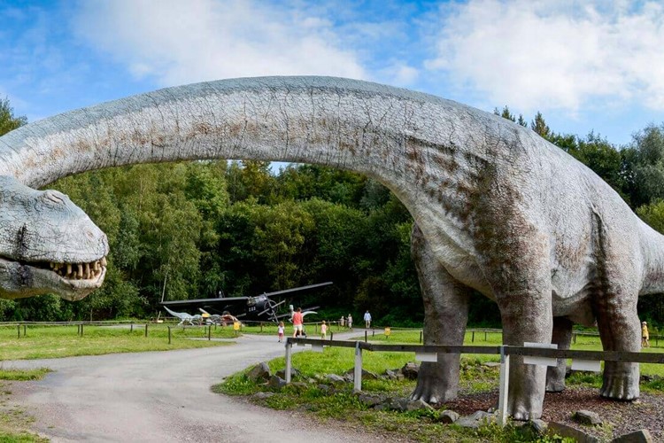 DinoPark 2018 - Sezóna v největší síti zábavních parků začala