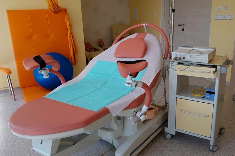 Zmodernizované porodní sály Mulačovy nemocnice jsou opět v plném provozu 