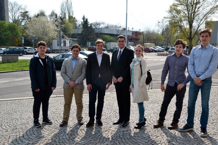 Do boje o křeslo studentského starosty Prahy 7 se pustilo 7 kandidátů