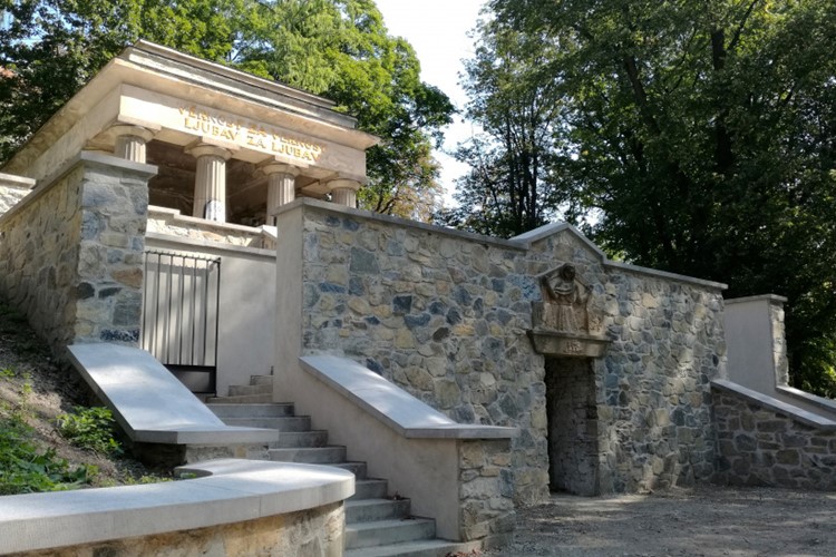 Začíná oprava kaple Jihoslovanského mauzolea