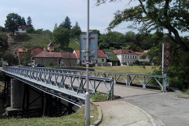Most přes Dyji se opraví až příští rok