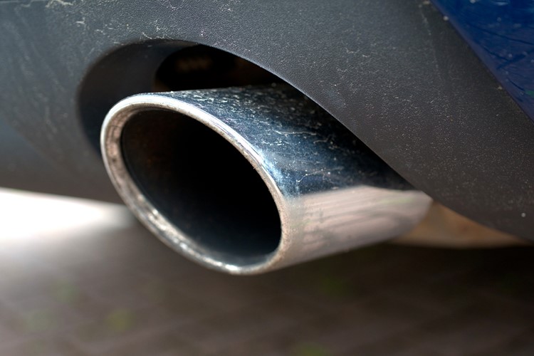 Auto bez filtru neprojde emisemi