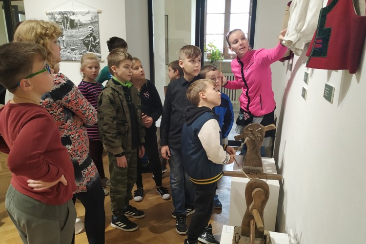 Zámek Vsetín zve na Konopný den