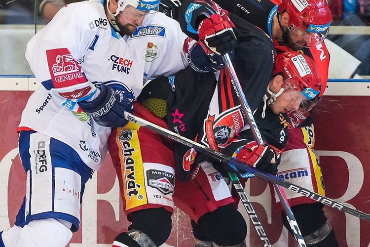 Třetí prohra Hradce znamená mečbol pro Kometu Brno