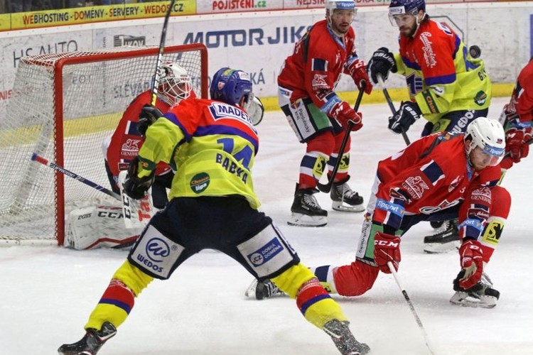 Pardubice porazily České Budějovice i potřetí a mají již osmnáct bodů