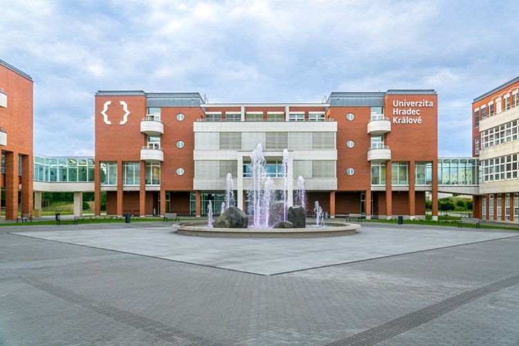 Univerzita Hradec Králové uspěla v mezinárodním hodnocení vysokých škol. Mezi českými školami je nejlepší 