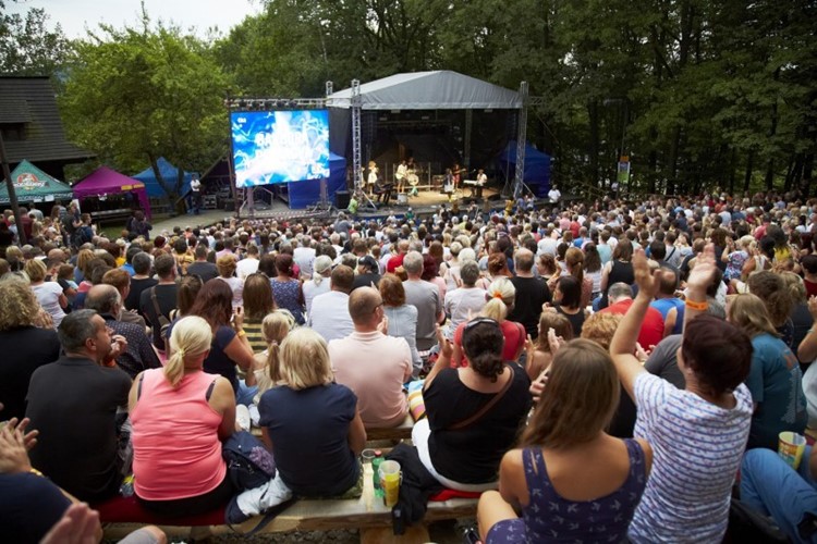 Valašské folkrockování oslavilo 30. narozeniny s rekordním počtem návštěvníků