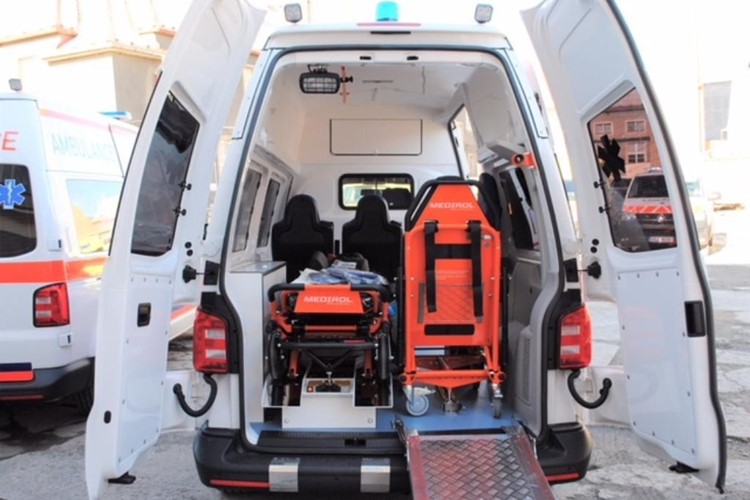 Rada kraje schválila pro středočeskou záchranku nákup nových sanitek