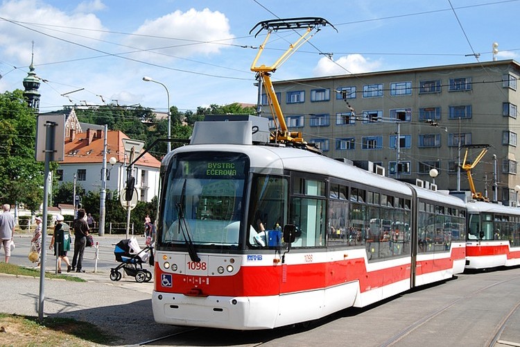 Tramvajová doprava v Brně přechází na prázdninové jízdní řády